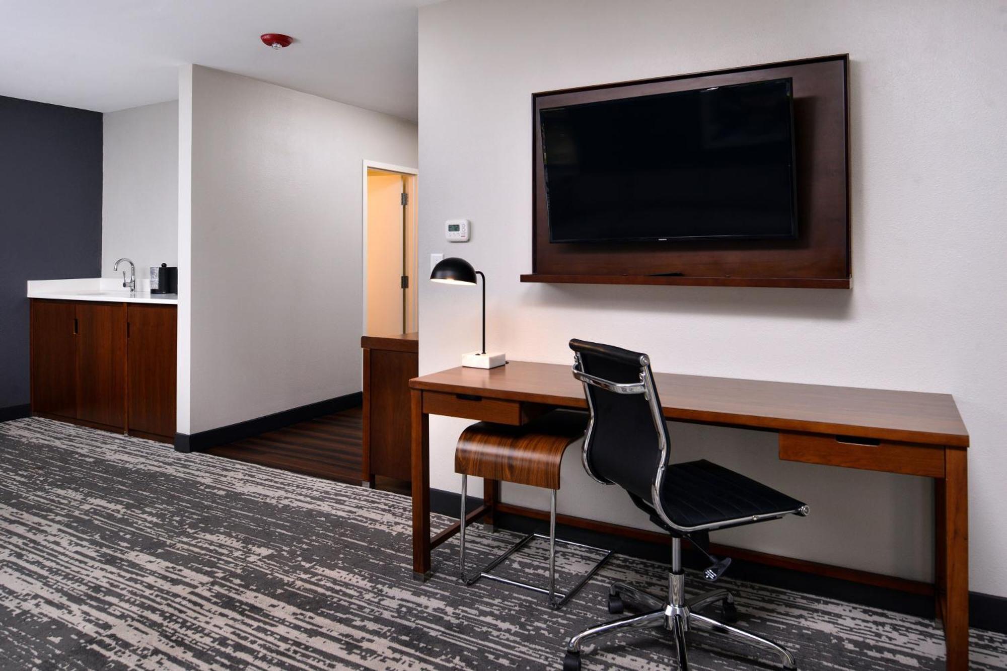 Four Points By Sheraton Omaha Midtown Eksteriør billede
